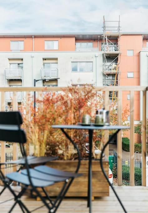 בריסטול Carmen Eco-Pod / Treehouse, Close To Cabot Circus מראה חיצוני תמונה